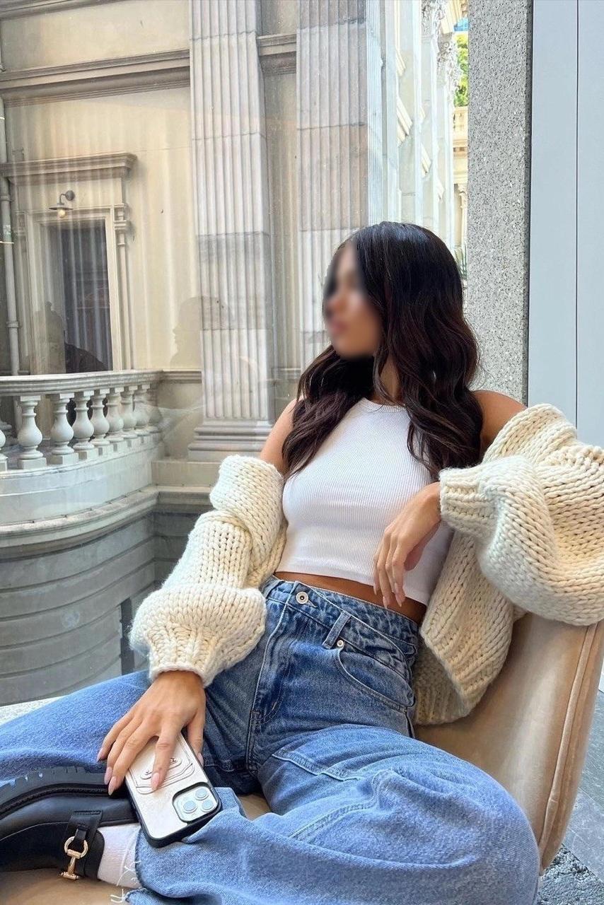 Аврора индивидуалка Санкт-Петербурга у метро Владимирская индивидуалки с большой грудью