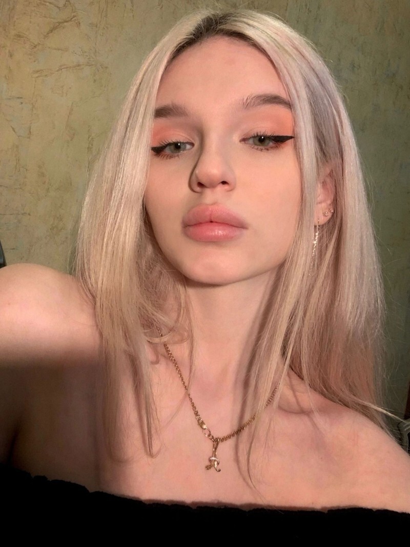 Маша проститутка Санкт-Петербурга у метро Улица Дыбенко страпон проститутки Питера