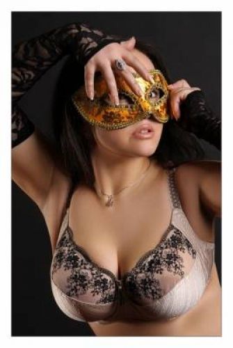 Аполлинария индивидуалка Санкт-Петербурга у метро Горьковская индивидуалки трансвеститы